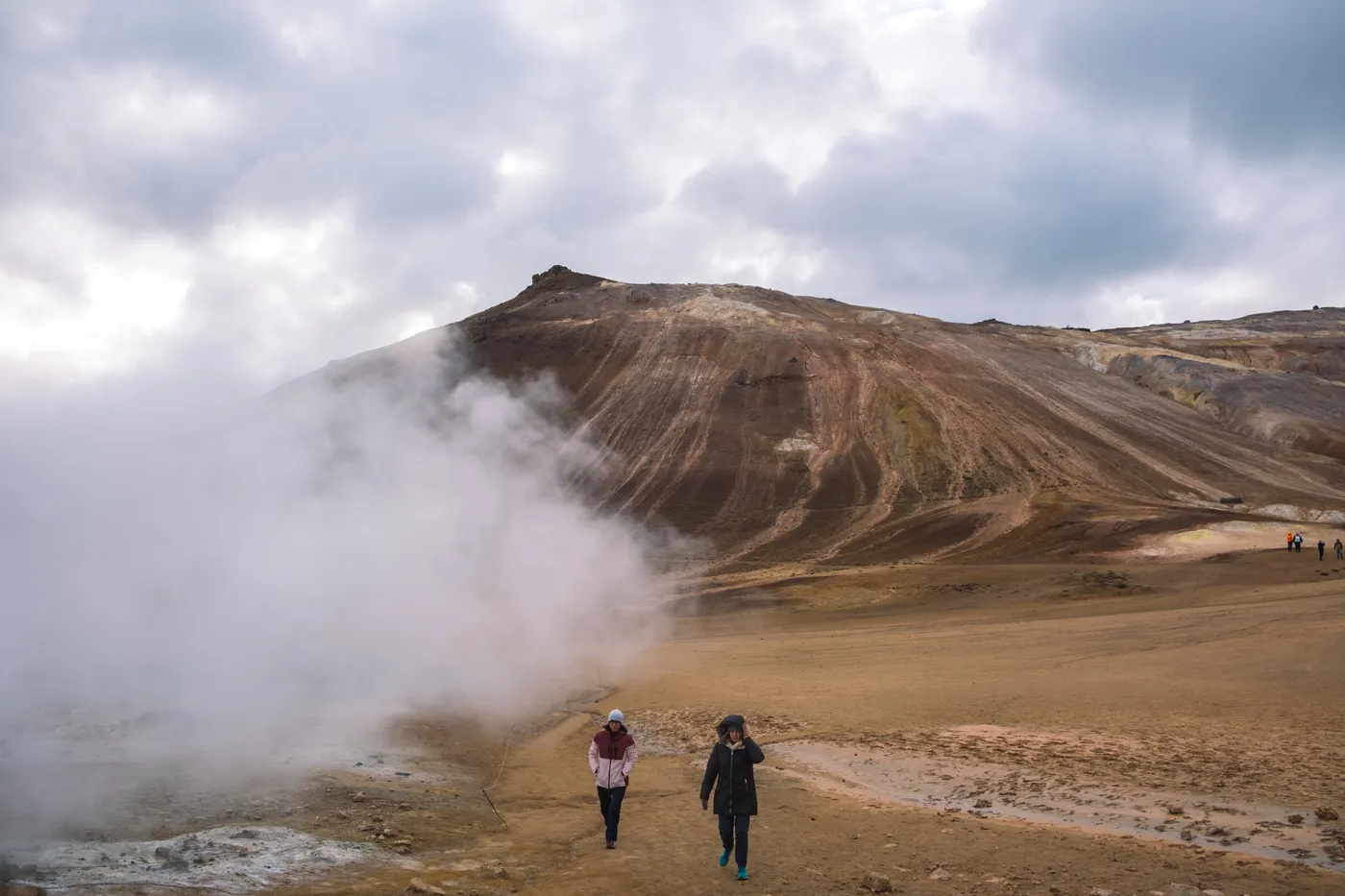 Fumarole nella zona geotermica di Hverir