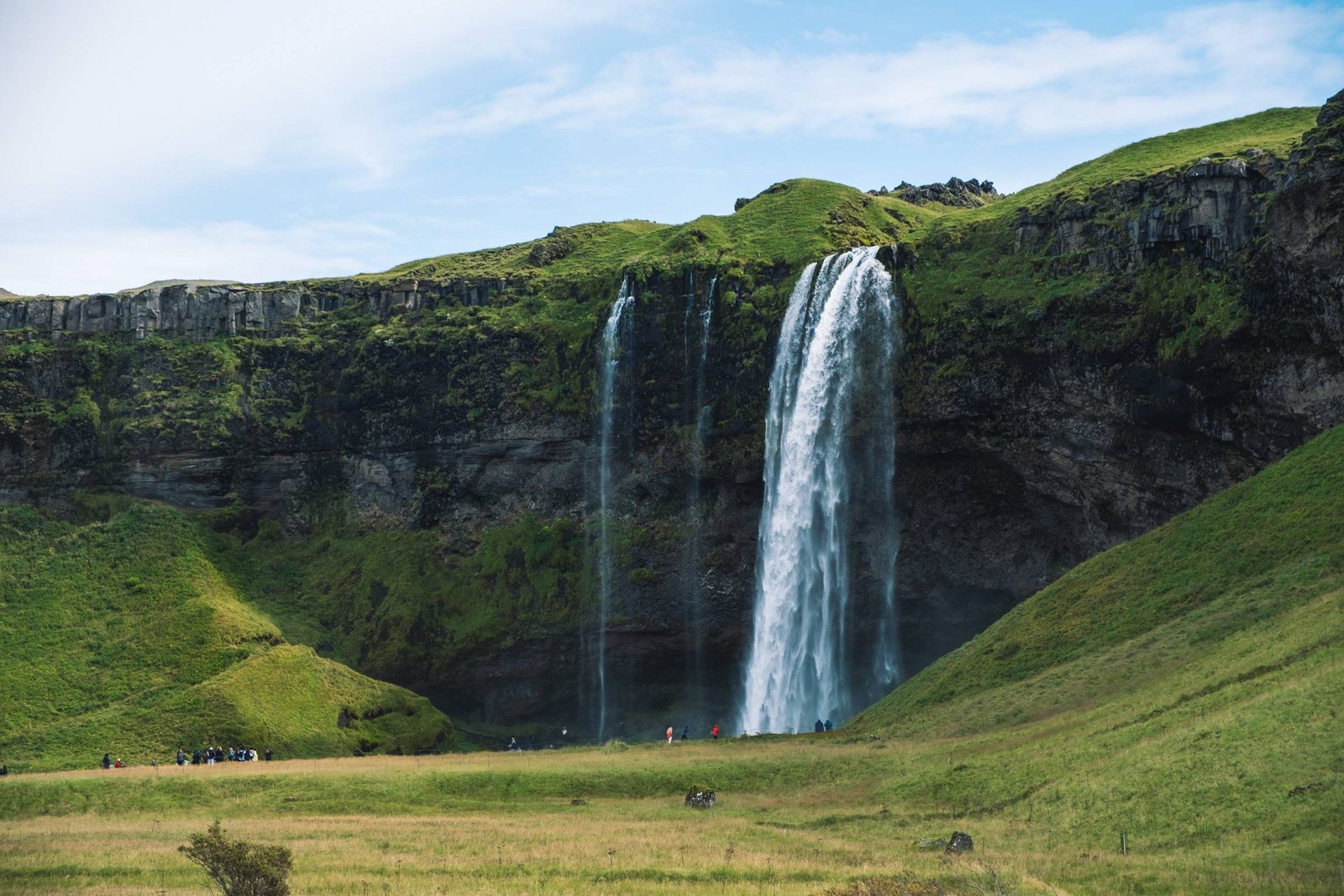 Cascata di Seljalandsfoss in Islanda